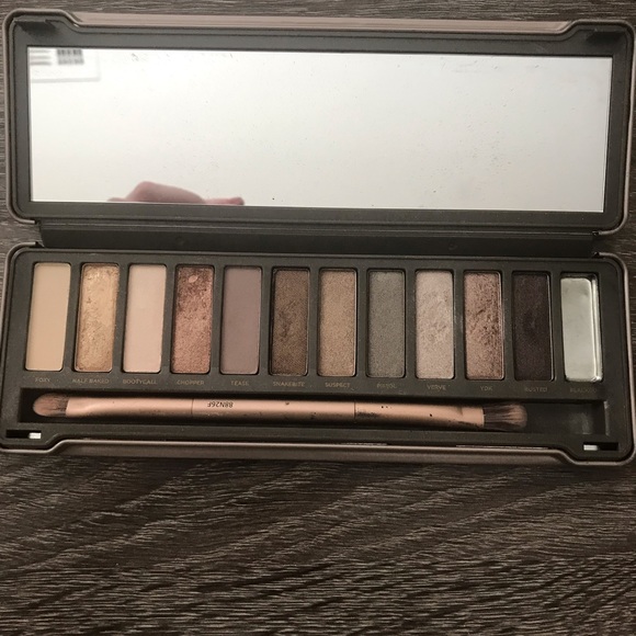Urban Decay Other - Urban Decay Naked Basics 2
